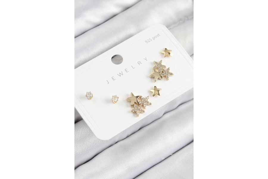 Shoecide Pirinç Zirkon Taşlı Yıldız Model Gold Renk 925 Ayar Gümüş Çivi Kadın Küpe Set