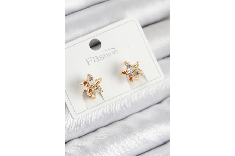 Shoecide Pirinç Zirkon Taşlı Yıldız Model Gold Renk Çocuk Küpe