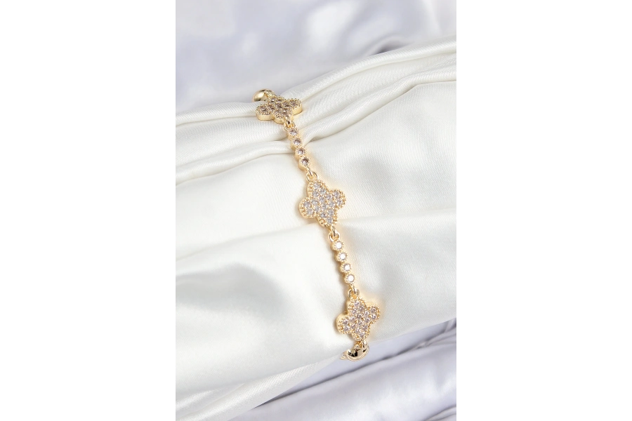 Shoecide Pirinç Zirkon Taşlı Yonca Model Gold Renk Kadın Bileklik