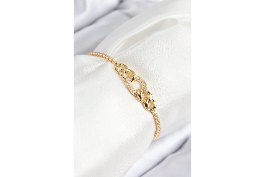 Shoecide Pirinç Zirkon Taşlı Zincir Model Gold Renk Asansörlü Kadın Bileklik