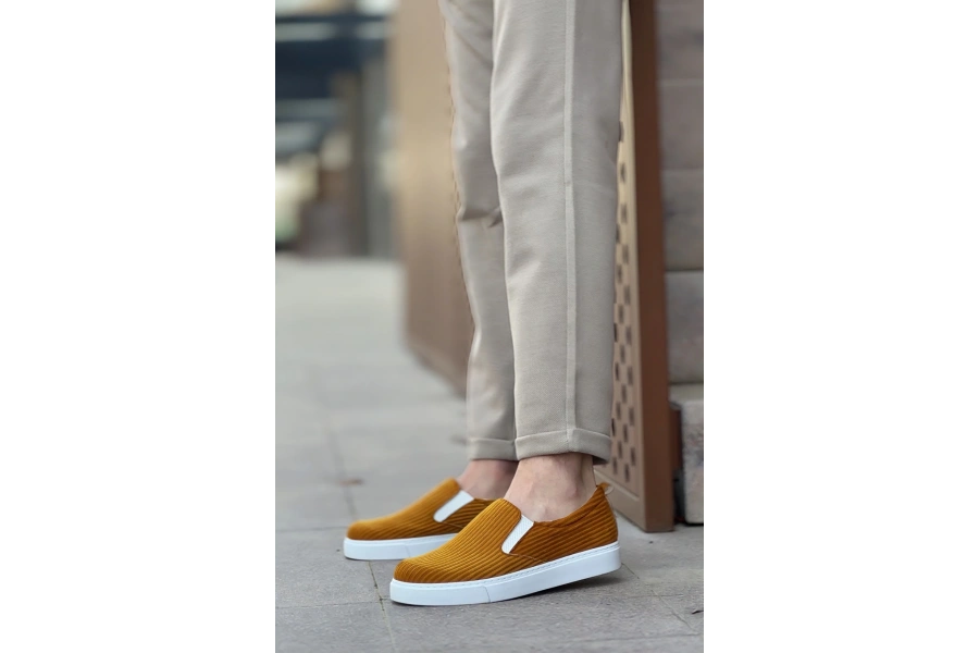 Shoecide Sb0339 Bağcıksız Kadife Hardal Beyaz Taban Günlük Erkek Ayakkabı