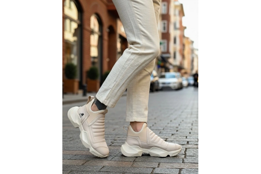 Shoecide Sb0401 Bağcıksız Rahat Yüksek Taban Krem Erkek Spor Yarım Bilek Bot
