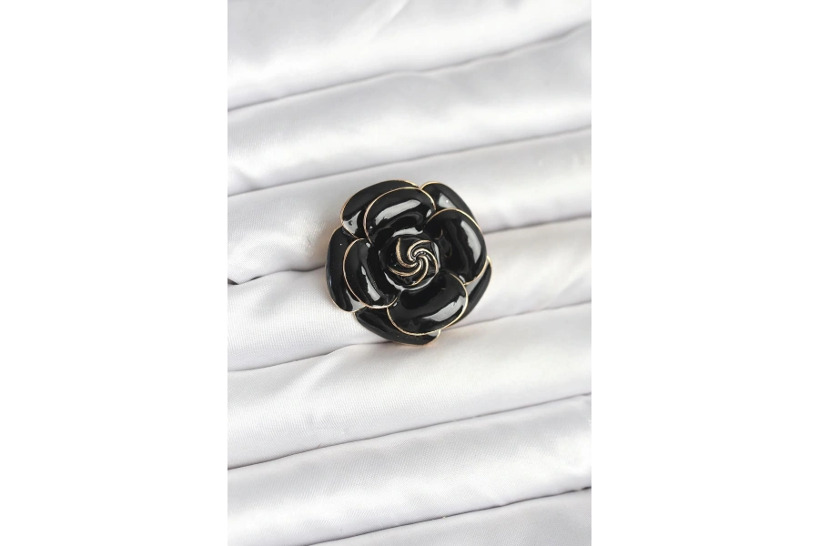 Shoecide Siyah Gül Model Broş