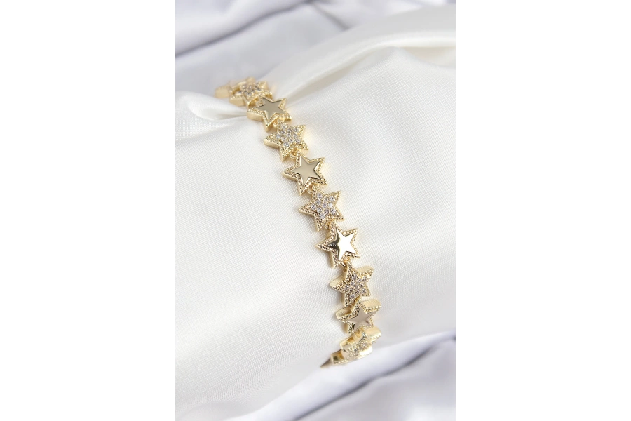 Shoecide Vıp Pirinç Zirkon Taşlı Yıldız Model Gold Renk Kadın Bileklik