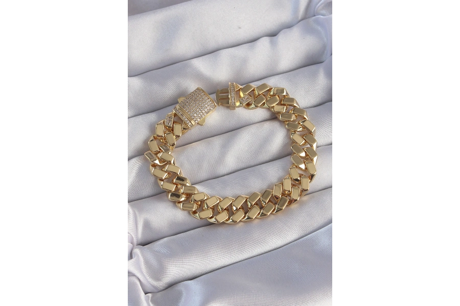 Shoecide Vip Seri Gurmet Zirkon Taşlı Gold Renk Bileklik