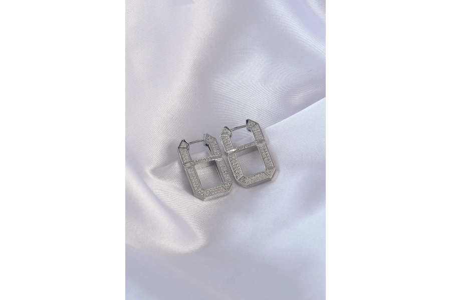 Shoecide Vip Seri Pirinç Gümüş Renk Zirkon Taşlı Serenay Küpesi