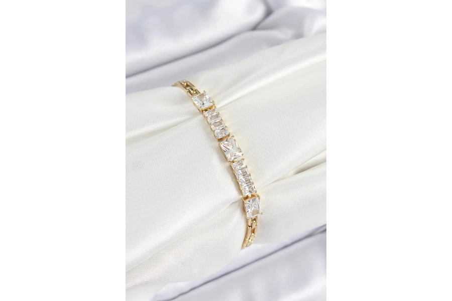 Shoecide Xuping Pirinç Parçalı Su Yolu Model Gold Renk Kadın Bileklik