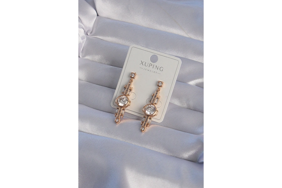 Shoecide Xuping Rose Renk Zirkon Taşlı Geometrik Sallantılı Küpe