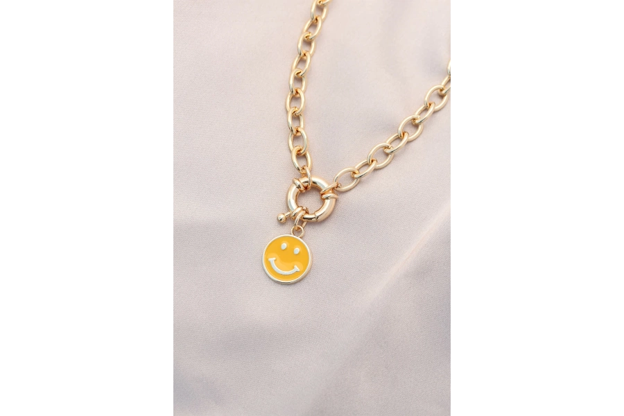 Shoecide Yeni Sezon Sarı Renk Smile Model Retro Gold Metal Kolye