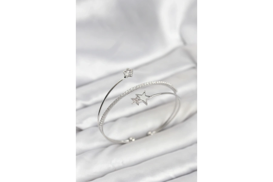 Shoecide Yıldızlı Model Pirinç Gümüş Renk Kadın Bileklik