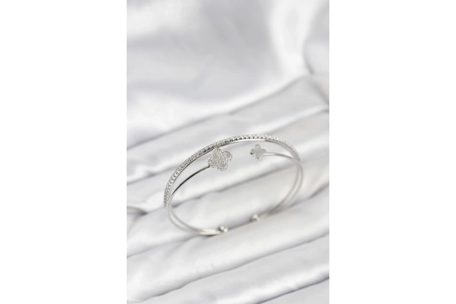 Shoecide Yonca Model Pirinç Gümüş Renk Kadın Bileklik