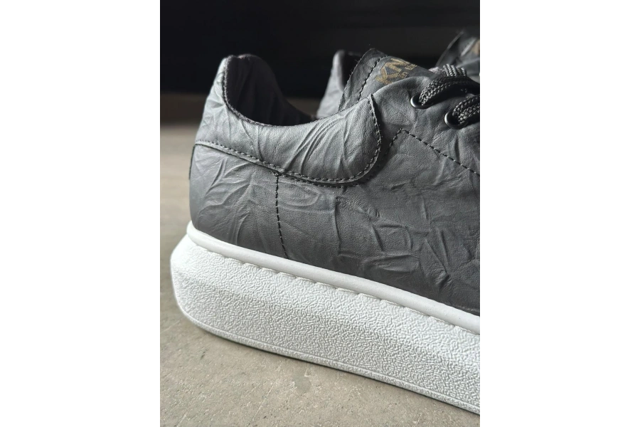 Shoecide Yüksek Taban Günlük Ayakkabı 044 Siyah Beyaz Taban (desenli)