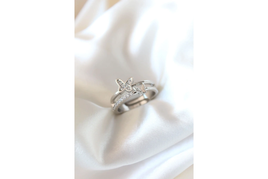 Shoecide Zirkon Taşlı Gümüş Kaplama Kelebekli Kadın Yüzük