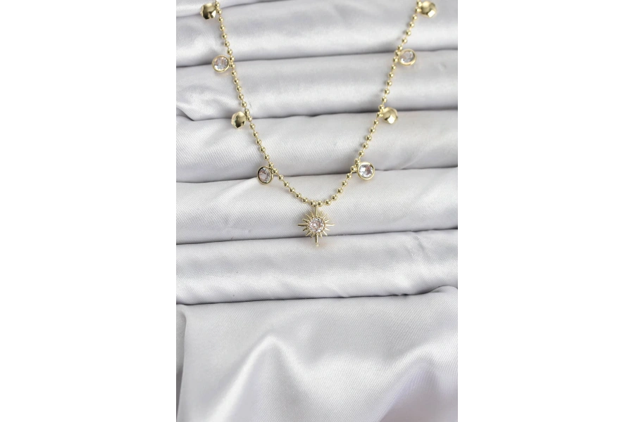Shoecide Zirkon Taşlı Kutup Yıldızı Model Pirinç Gold Renk Kadın Kolye