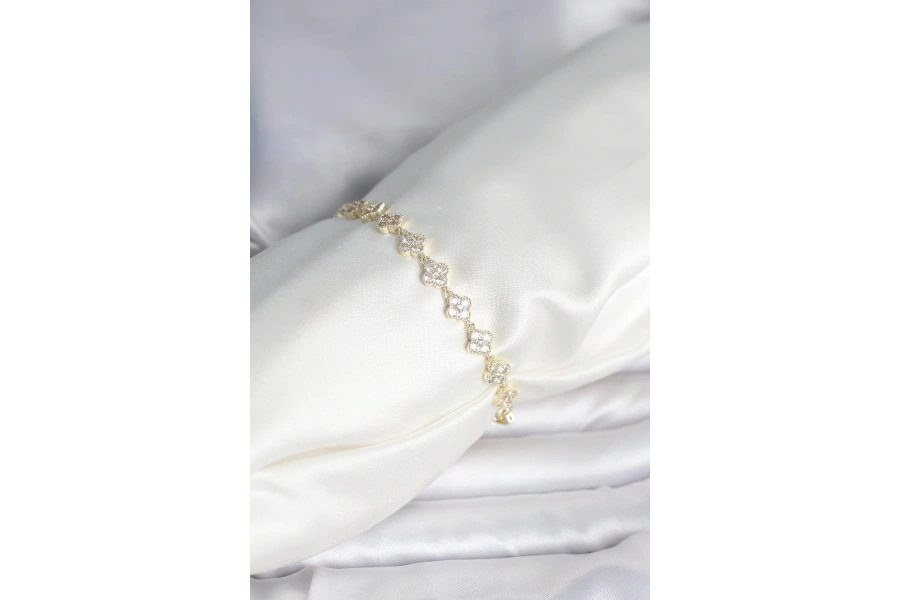 Shoecide Zirkon Taşlı Pirinç Yonca Model Bileklik