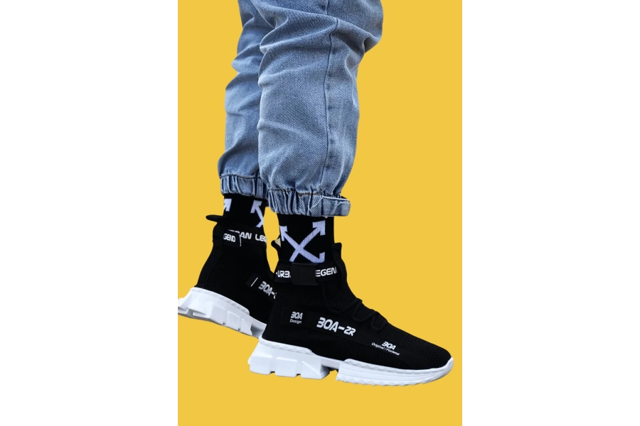Shoecide Zr-x700 Bağcıklı Tasarım Tarz Taban Şerit Detaylı Siyah Renk Erkek Spor Bot