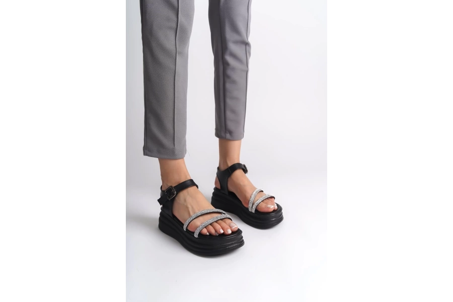 ZLOHE Kalın Tokalı Taşlı Şeritli Ortopedik Taban Kadın Sandalet ST Siyah