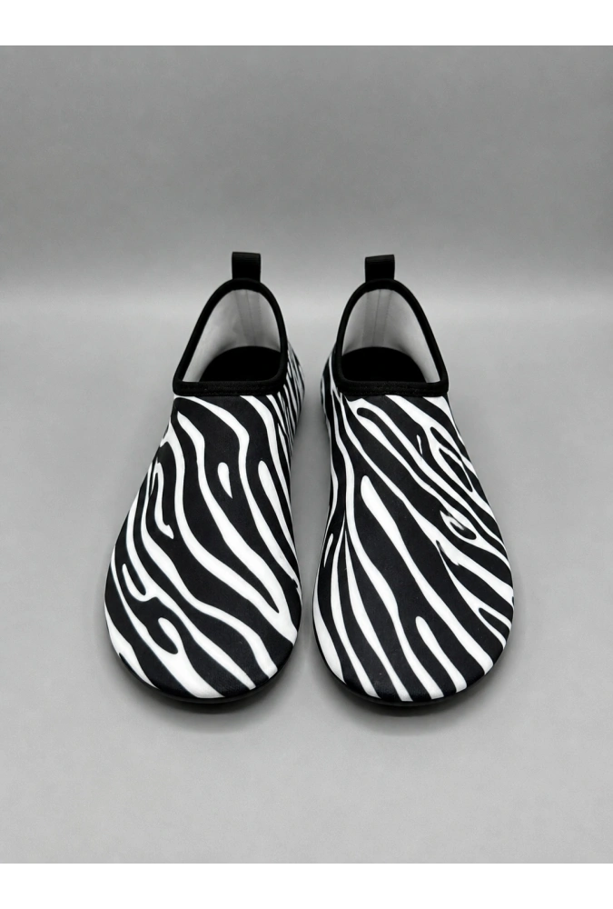 Shoecide Zebra Desen Kadın Deniz Ayakkabısı – Hafif, Kaydırmaz, Hızlı Kuruyan Aqua Shoes