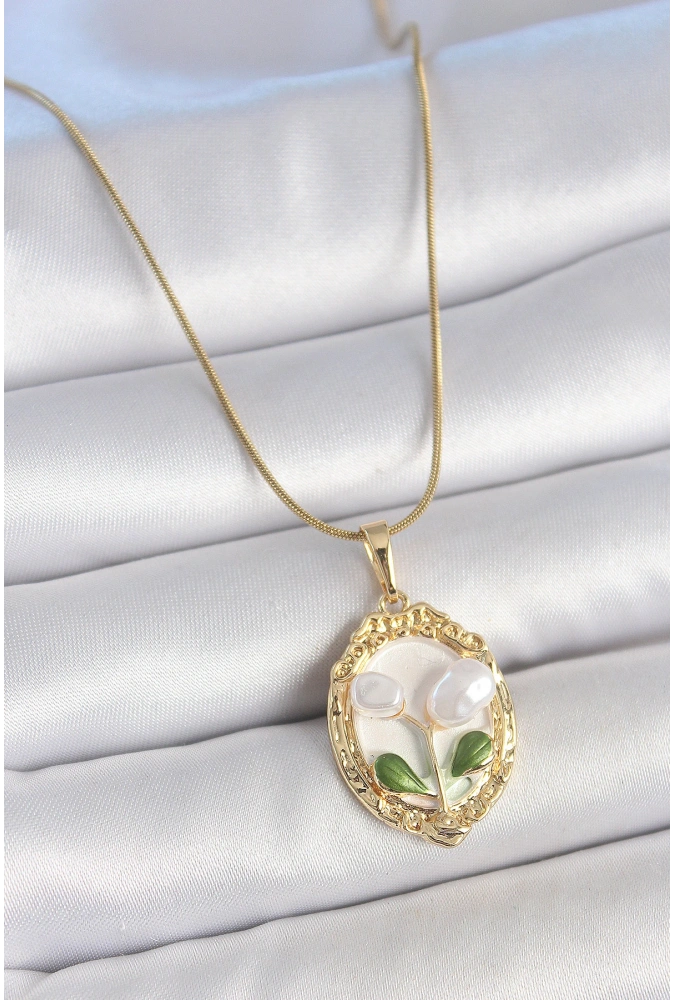 Shoecide 316l Çelik Gold Renk Zincir Beyaz Mineli İncili Çiçek İşlemeli Portre Model Kadın Kolye