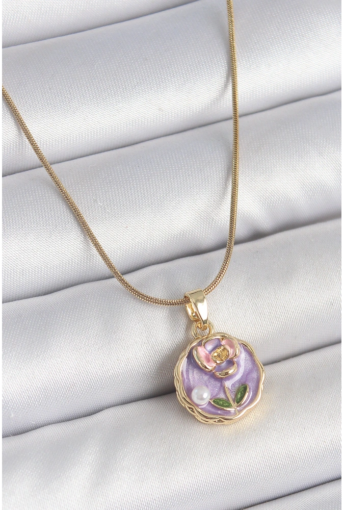 Shoecide 316l Çelik Gold Renk Zincir Mor Minimal Çiçek İşlemeli İnci Detay Portre Model Kadın Kolye