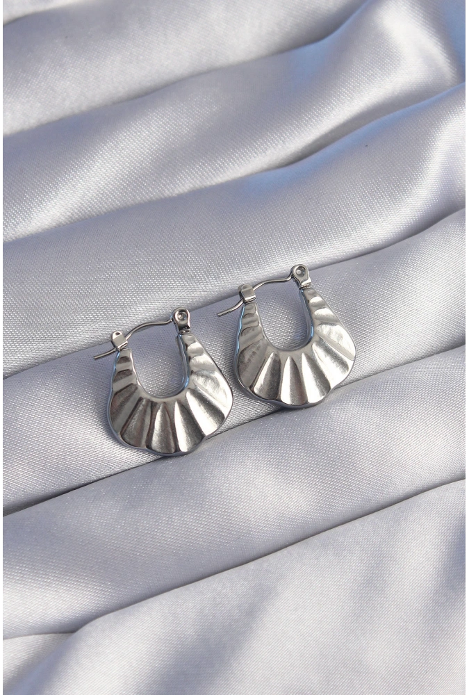 Shoecide 316l Çelik Gümüş Renk Kabartmalı Görünüm Küpe