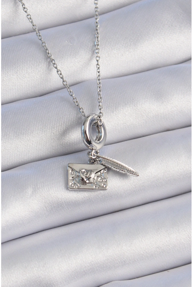 Shoecide 316l Çelik Gümüş Renk Kalp Detay Mektup Figür Charm Model Kadın Kolye