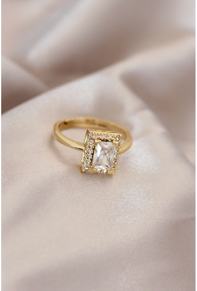 Shoecide Ayarlamalı Gold Renk Metal Zirkon Ve Kristal Taşlı Dikdörtgen Model Yüzük