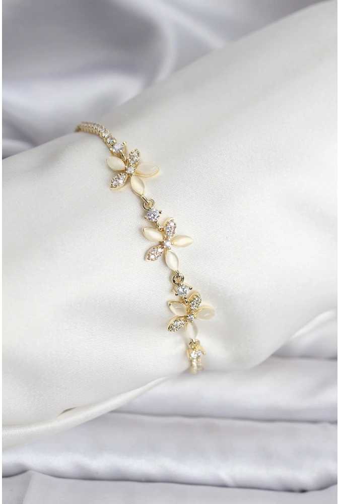 Shoecide Çiçek Model Zirkon Taşlı Gold Renk Pirinç Su Yolu Kadın Bileklik