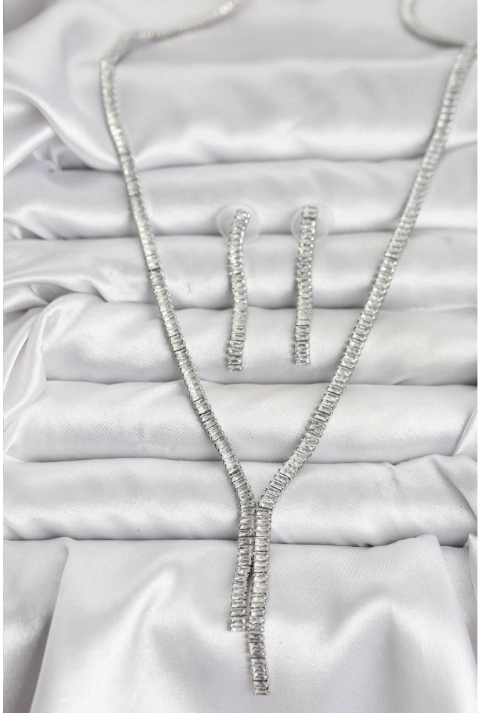 Shoecide Gümüş Renk Baget Zirkon Taşlı Kadın Kolye Küpe Set