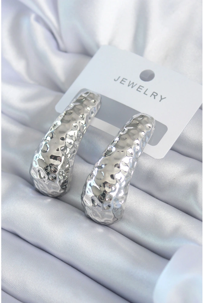 Shoecide Gümüş Renk İşleme Detay Pirinç Kadın Küpe