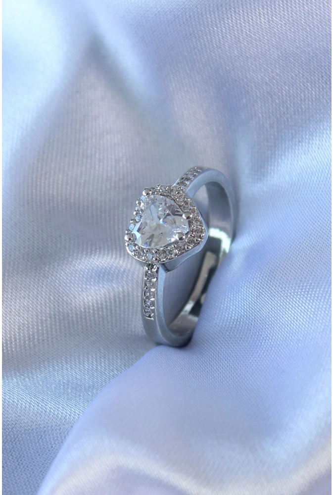 Shoecide Gümüş Renk Kalp Zirkon Taşlı Charm Model Pirinç Kadın Yüzük