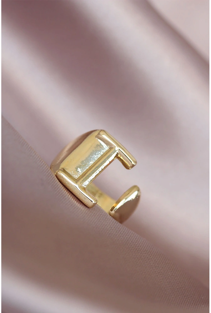 Shoecide I Harfli Altın Renk Ayarlamalı Metal Kadın Yüzük