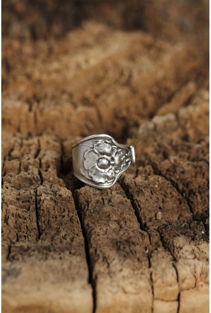 Shoecide Otantik Çiçek Tasarımlı Ayarlamalı Kadın Yüzük