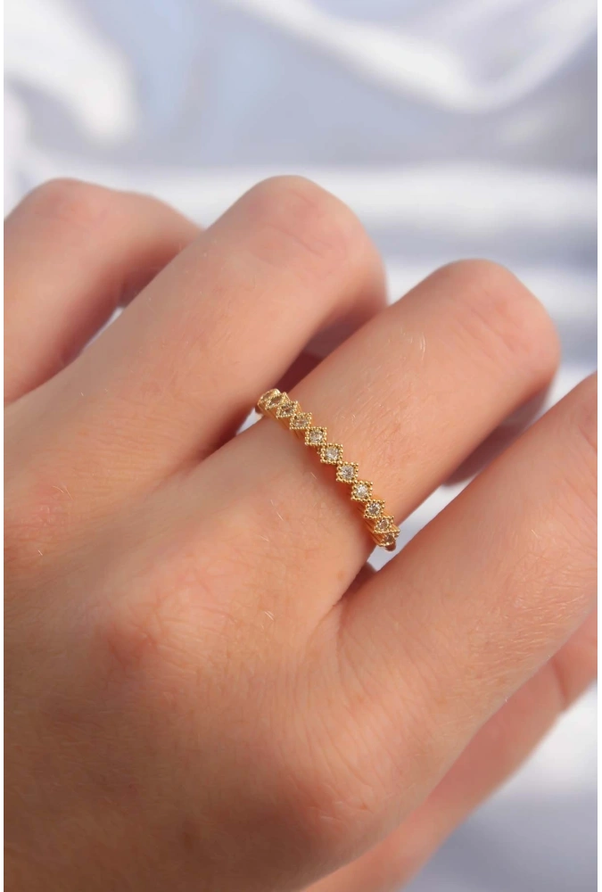 Shoecide Pirinç Altın Renk Minimal Sıralı Zirkon Taşlı Ayarlanabilir Yüzük
