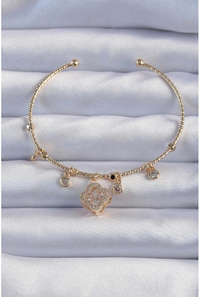 Shoecide Pirinç Altın Renk Zirkon Taşlı Yonca Model Charm Bileklik