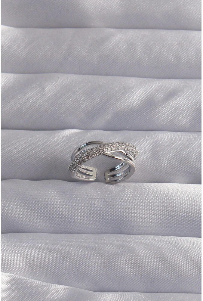 Shoecide Pirinç Ayarlamalı Gümüş Renk Zirkon Taşlı Çapraz Görünüm Yüzük