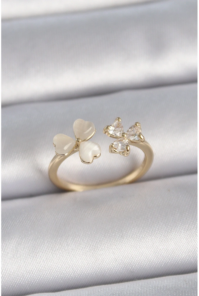 Shoecide Pirinç Gold Renk Ayarlanabilir Zirkon Taşlı Kalp Beyaz Mineli Model Kadın Yüzük