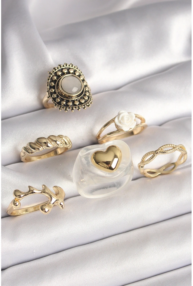 Shoecide Pirinç Gold Renk Beyaz Gül Figür Kalp İşlemeli Sarmal Detay 6lı Kadın Yüzük Seti