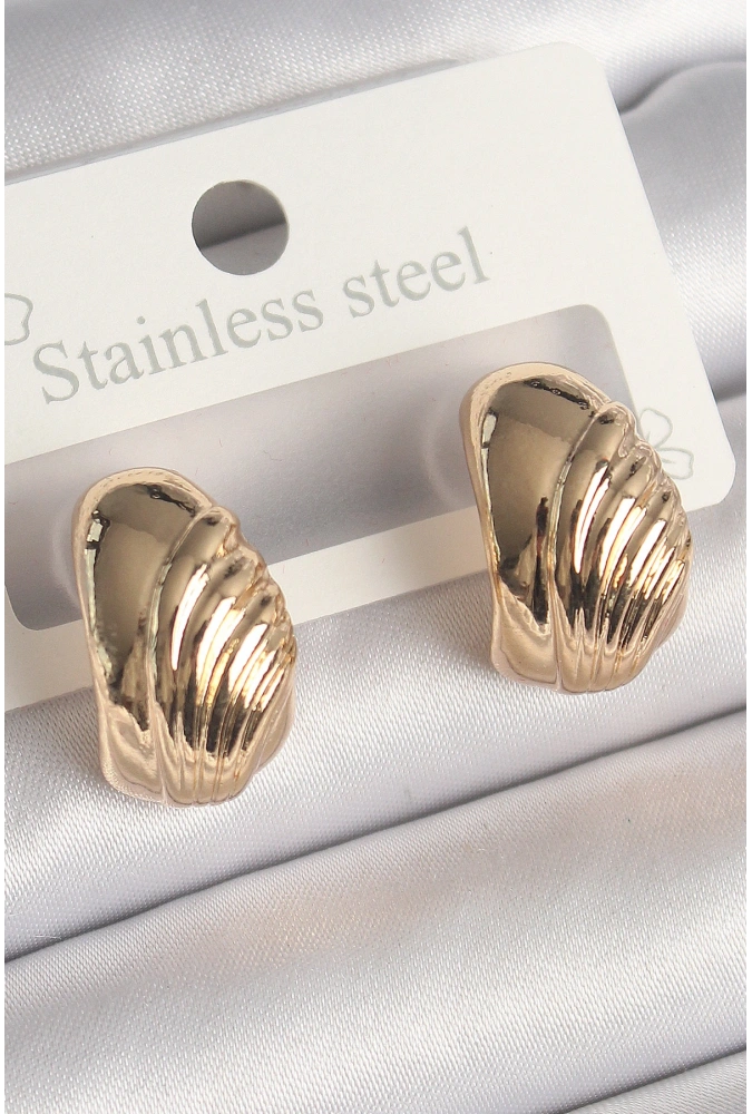 Shoecide Pirinç Gold Renk İşleme Detaylı Yarım Halka Model Kadın Küpe