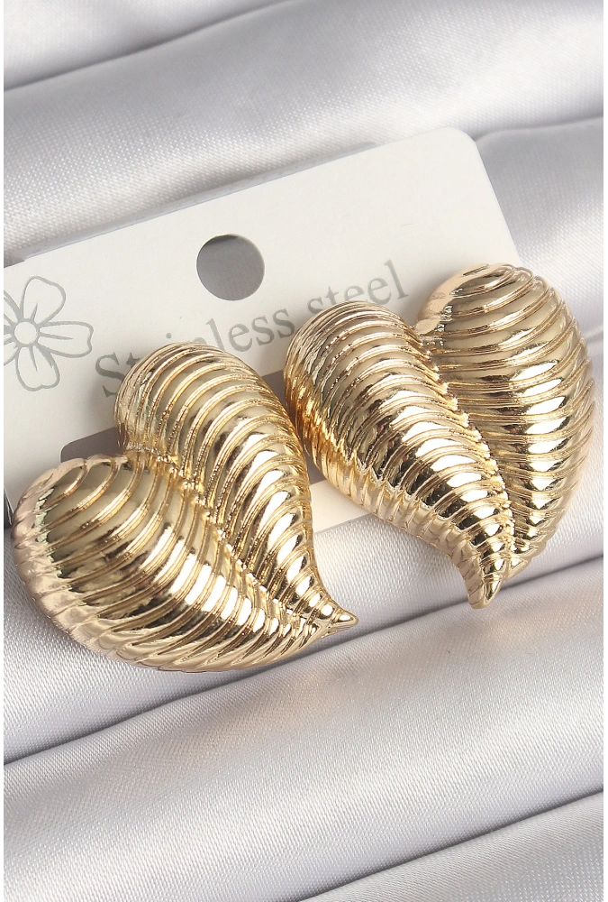 Shoecide Pirinç Gold Renk İşlemeli Bomba Kalp Model Kadın Küpe