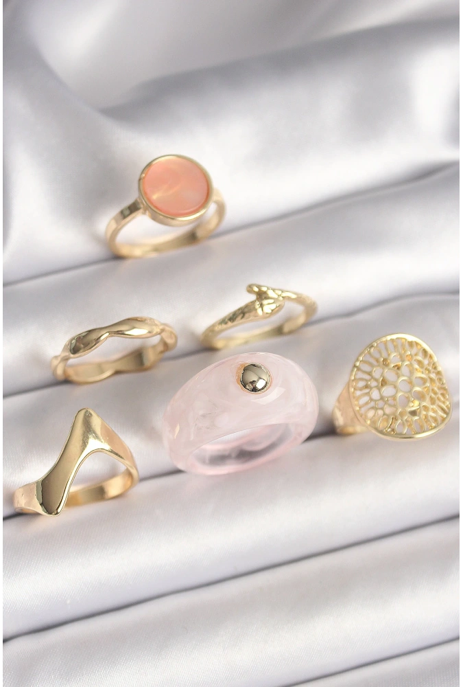 Shoecide Pirinç Gold Renk Pembe Plastik Yüzük Model Daire Pembe Mine Yılan Detay 6lı Kadın Yüzük Seti