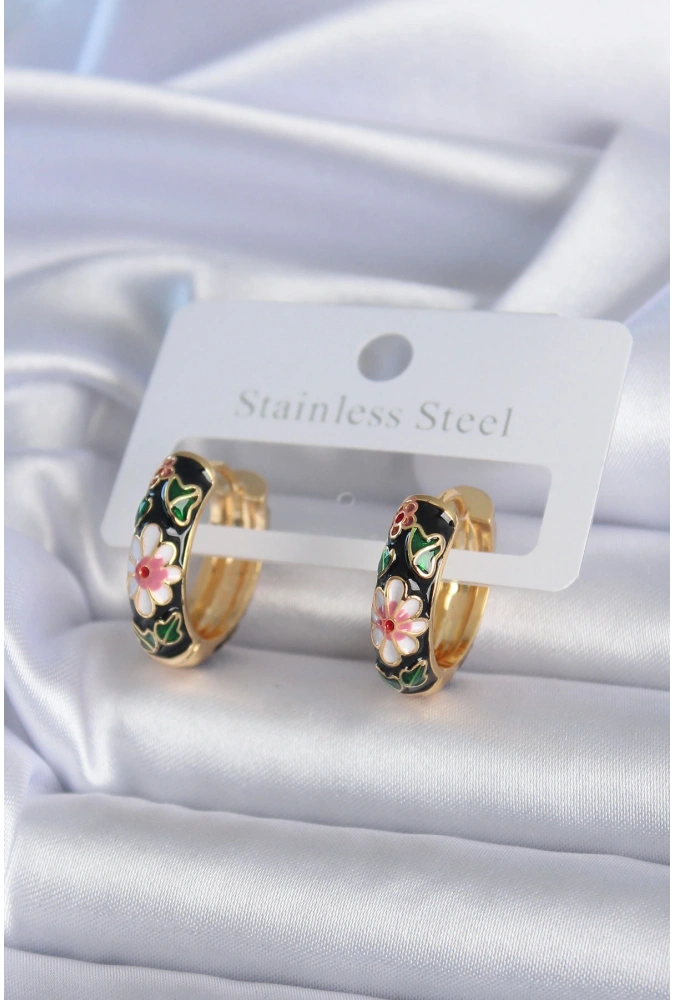 Shoecide Pirinç Gold Renk Siyah Çiçek İşleme Kadın Küpe