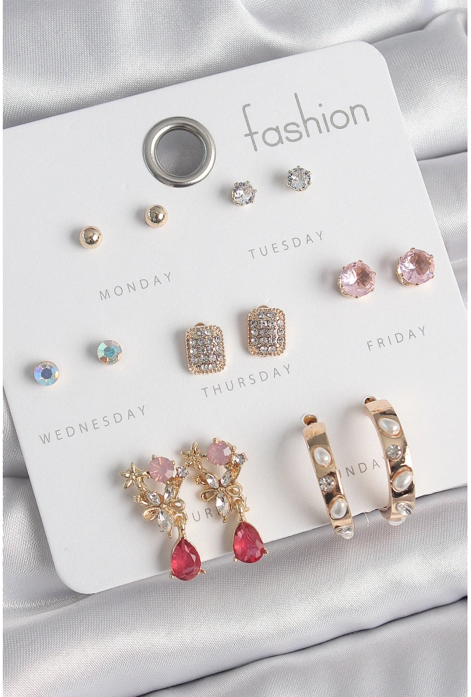 Shoecide Pirinç Gold Renk Zirkon Taşlı Çiçek Figür İncili Halka Figür 7 Çift Kadın Küpe Seti