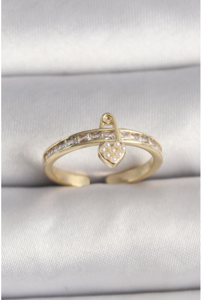 Shoecide Pirinç Gold Renk Zirkon Taşlı İnci Detay Kilit Kalp Figür Ayarlanabilir Yüzük