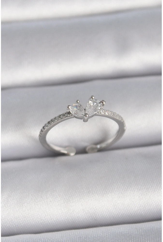 Shoecide Pirinç Gümüş Renk Ayaralanabilir Zirkon Taşlı Kalp Model Kadın Yüzük