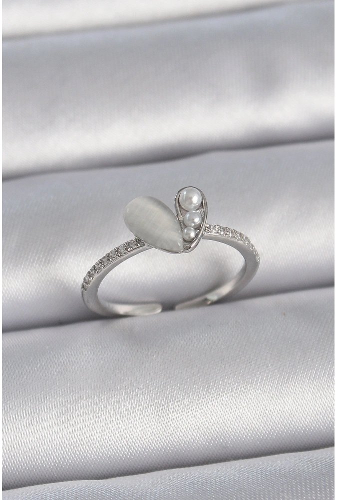 Shoecide Pirinç Gümüş Renk Ayarlanabilir Zirkon Taşlı İncili Beyaz Mineli Kalp Model Kadın Yüzük