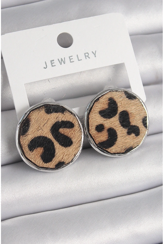 Shoecide Pirinç Gümüş Renk Daire Plaka Model Leopar Desenli Kadın Küpe