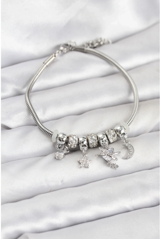 Shoecide Pirinç Gümüş Renk Kalpli Model Charmlı Kadın Bileklik