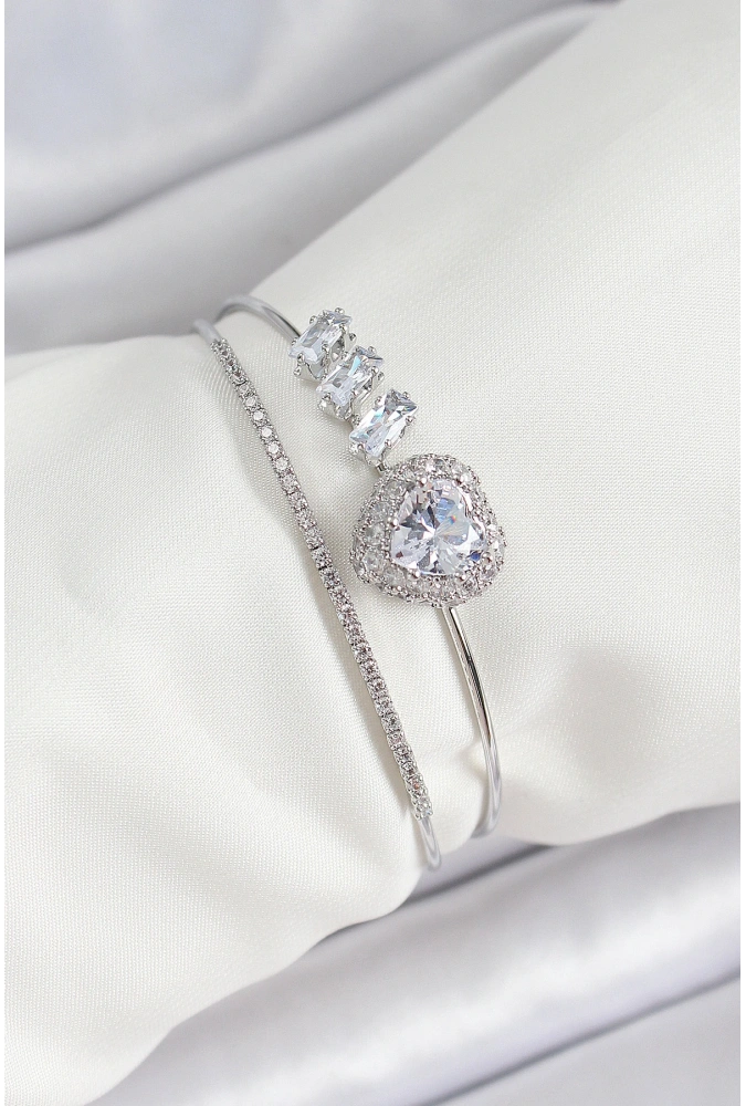 Shoecide Pirinç Gümüş Renk Kalpli Zirkon Taşlı Kadın Bileklik