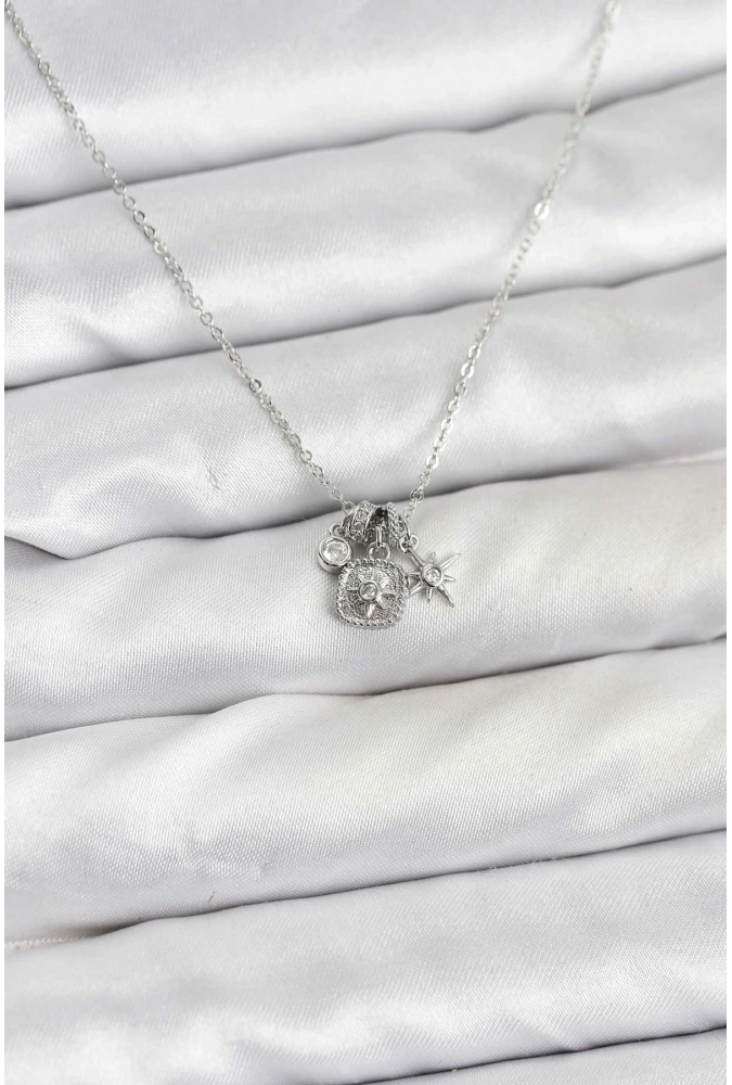 Shoecide Pirinç Gümüş Renk Minimal Charmlı Kadın Kolye